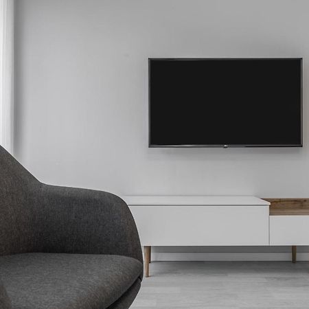 Bleri Apartment, 2 Bedroom, Free Parking プリシュティナ エクステリア 写真